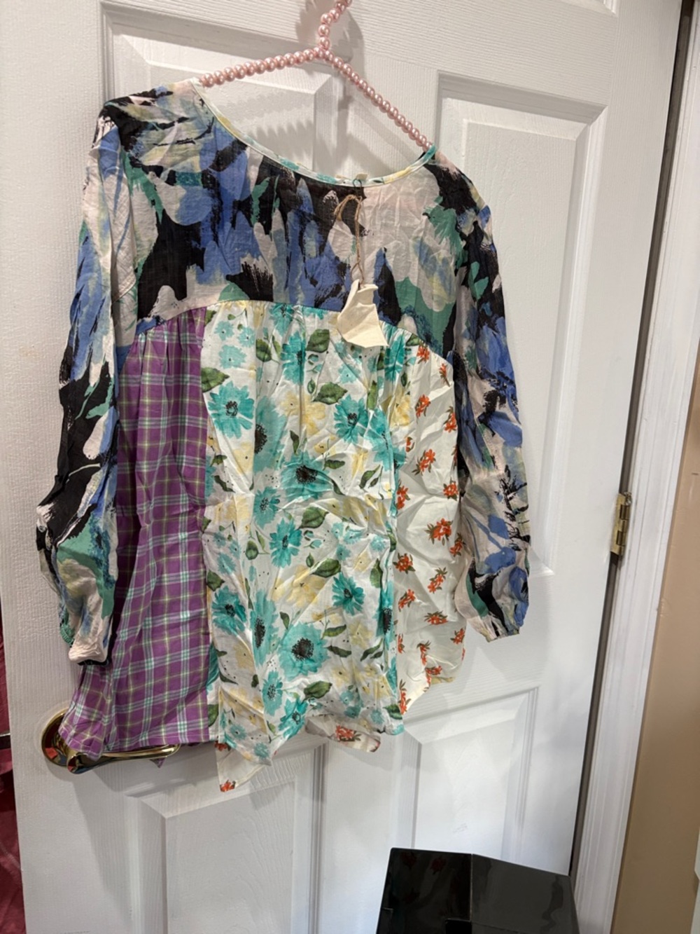 Easel pretty multi printed quarter sleeve blouse with tie in back